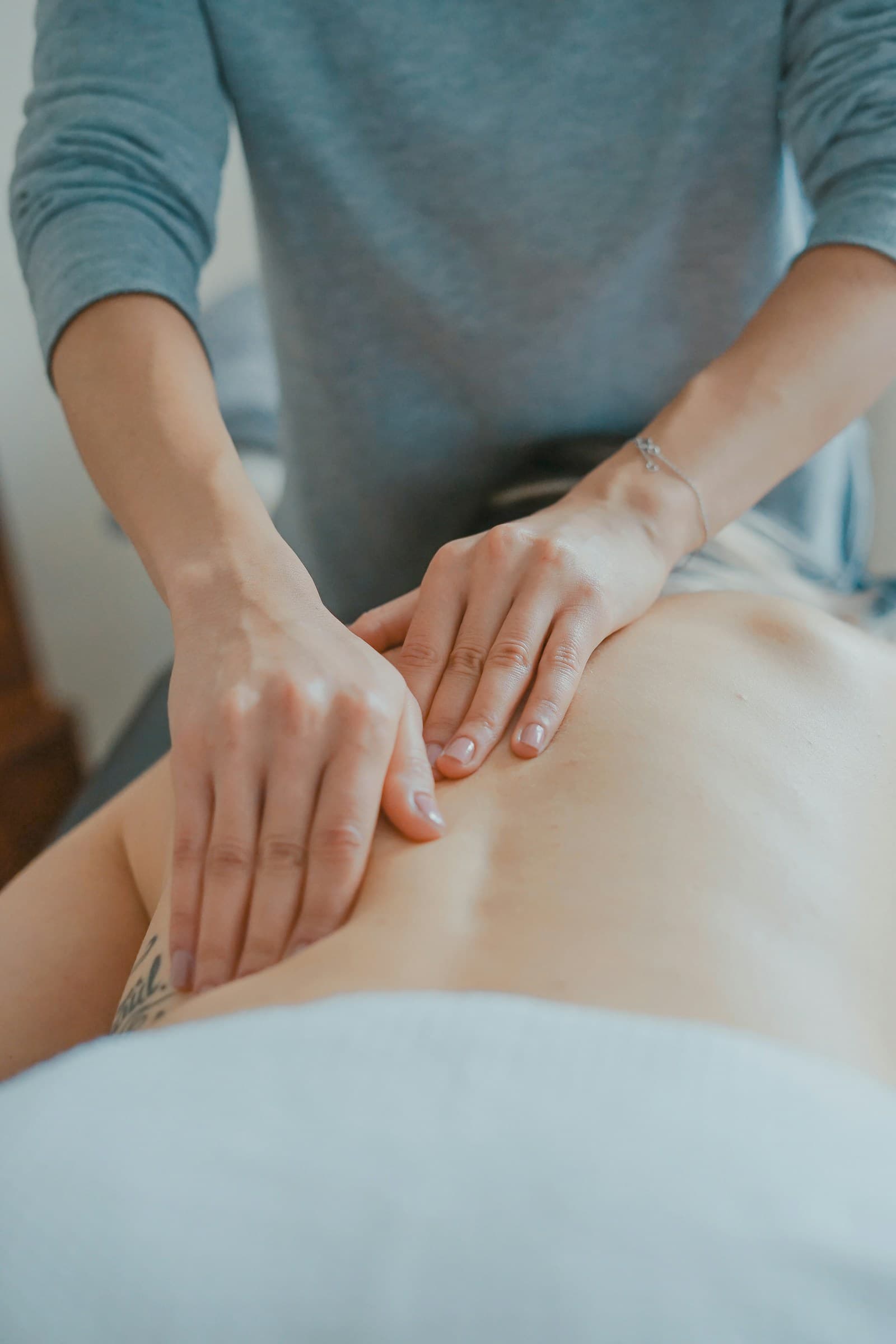 4 Hand Massage